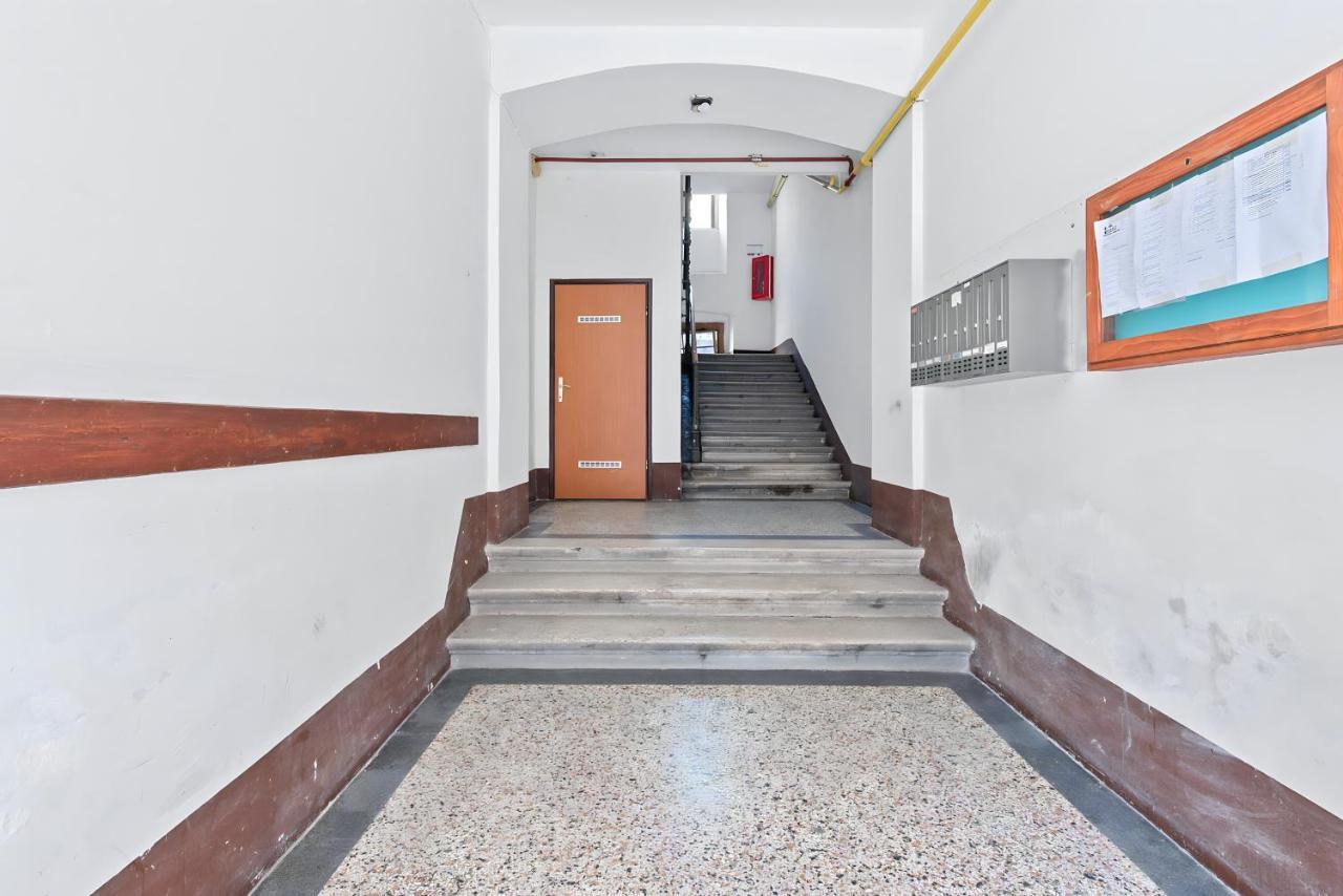 City Studio Market 5 - Rijeka Rent Bagian luar foto