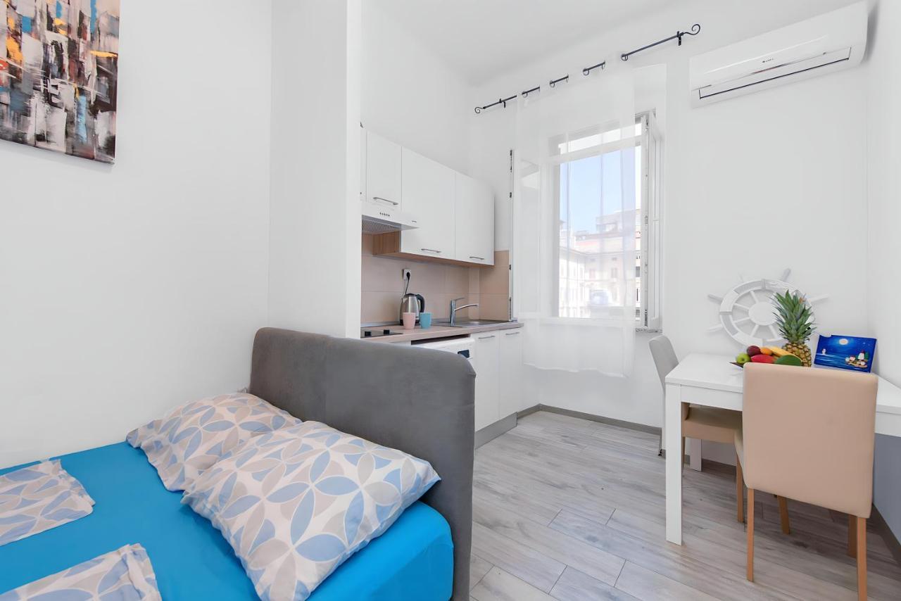 City Studio Market 5 - Rijeka Rent Bagian luar foto