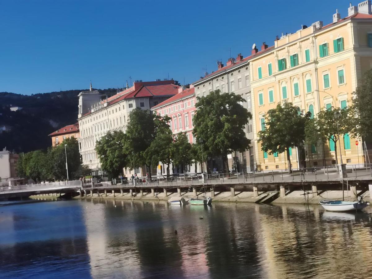 City Studio Market 5 - Rijeka Rent Bagian luar foto